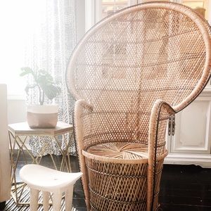 Meet your Posher, Courtney